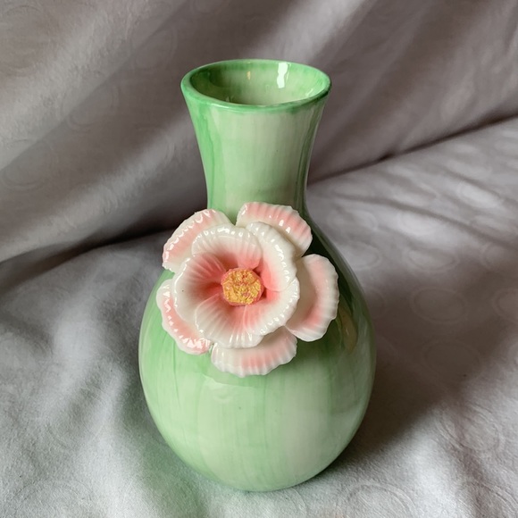 2 Ceramic Bud Vases - Picture 3 of 5